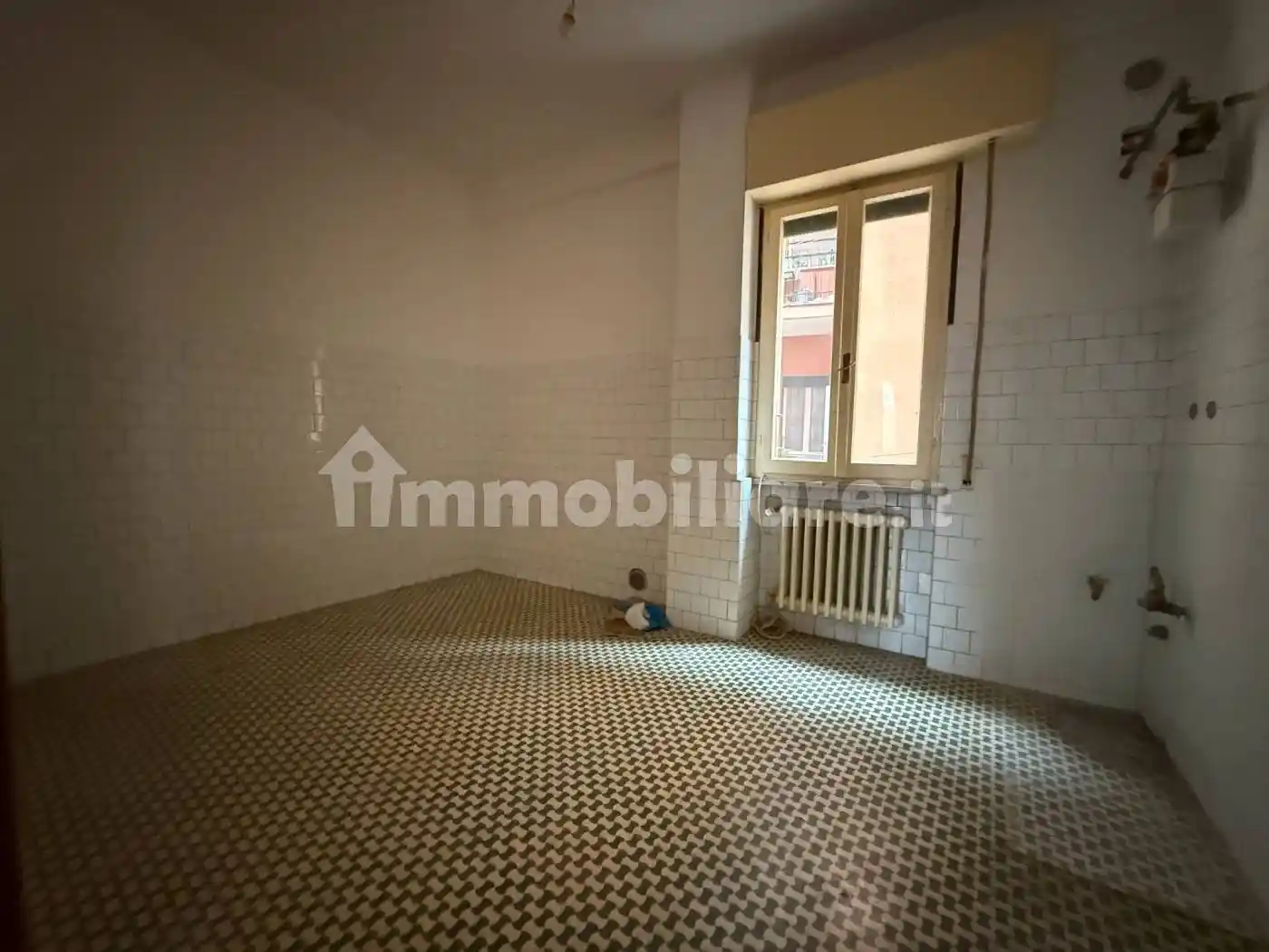 Quadrilocale viale Alessandro Manzoni, Piazzale Giosuè Carducci, Pesaro - foto 4