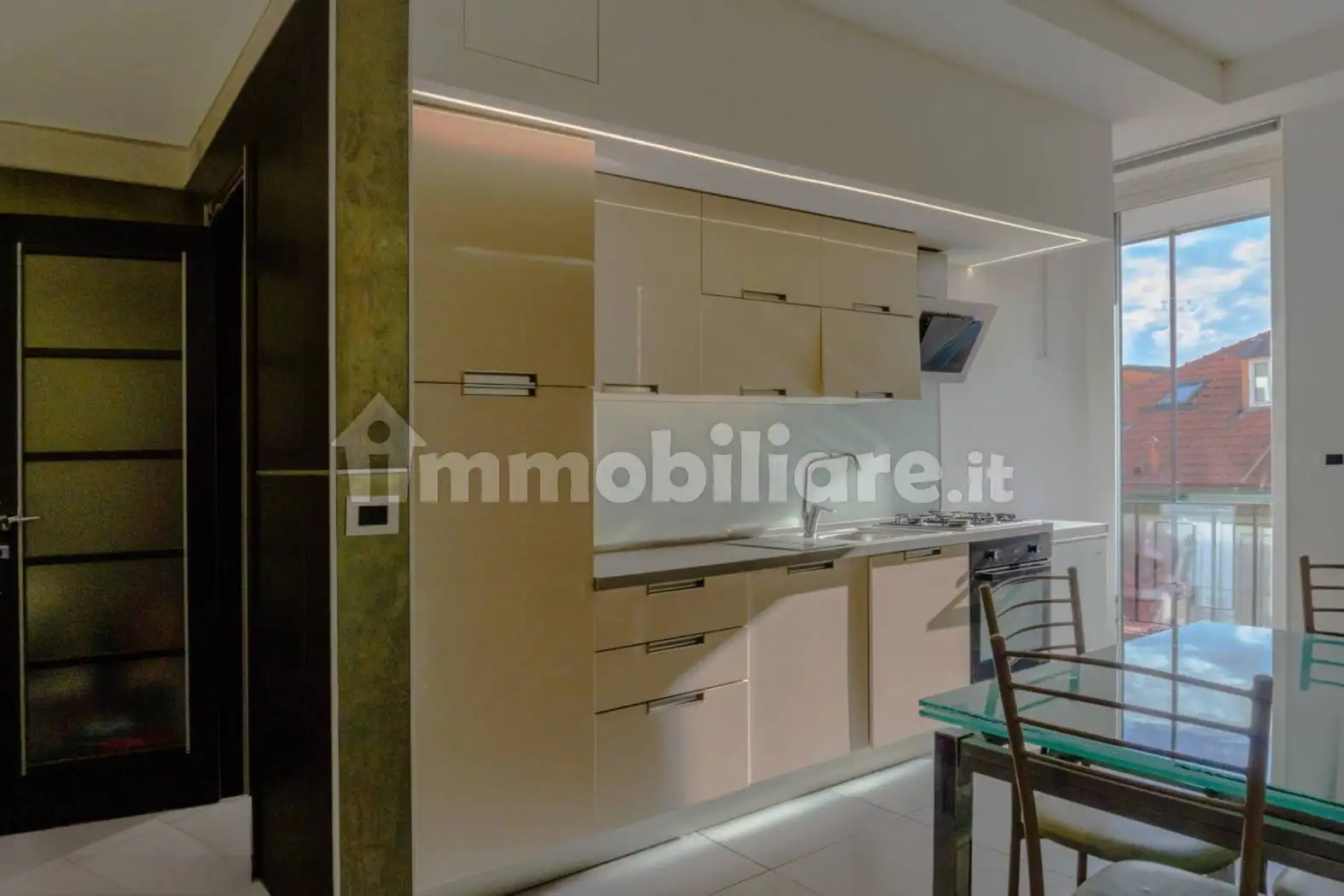 Trilocale via Monte Grappa 29, Centro, Varazze - foto 3