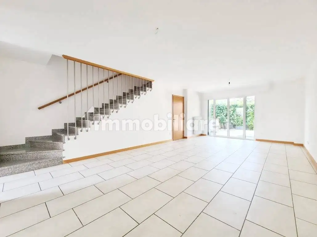 Villetta a schiera in affitto a Tavagnacco