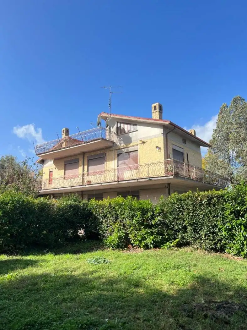 Appartamento in vendita a Civita Castellana