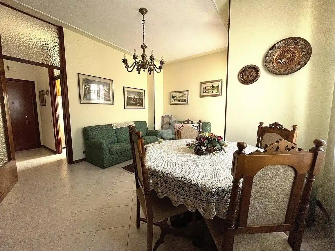 Trilocale via Giovanni Pascoli 2, Centro, Cornaredo - foto 2