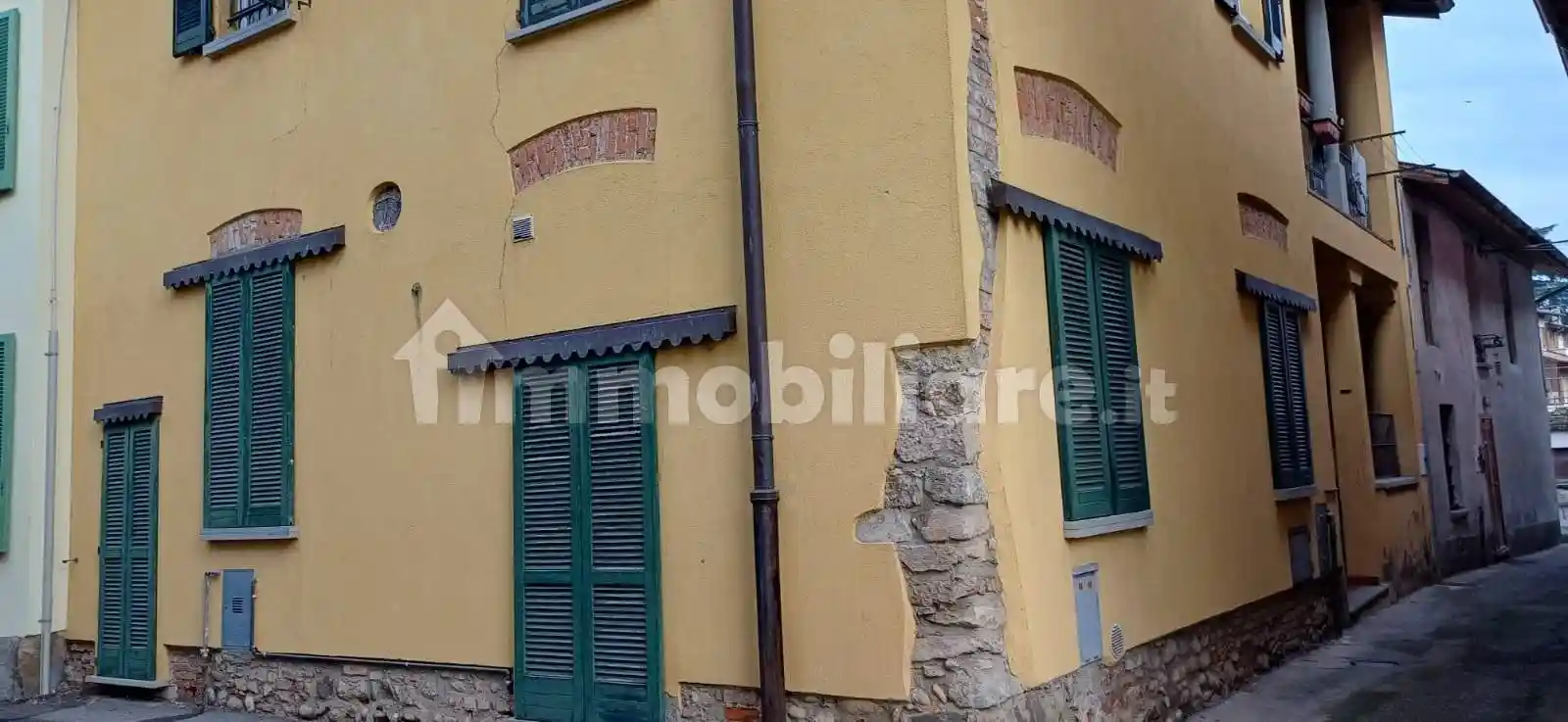 Trilocale via Dosso Dossi 9, Centro, Cornate d'Adda - foto 2