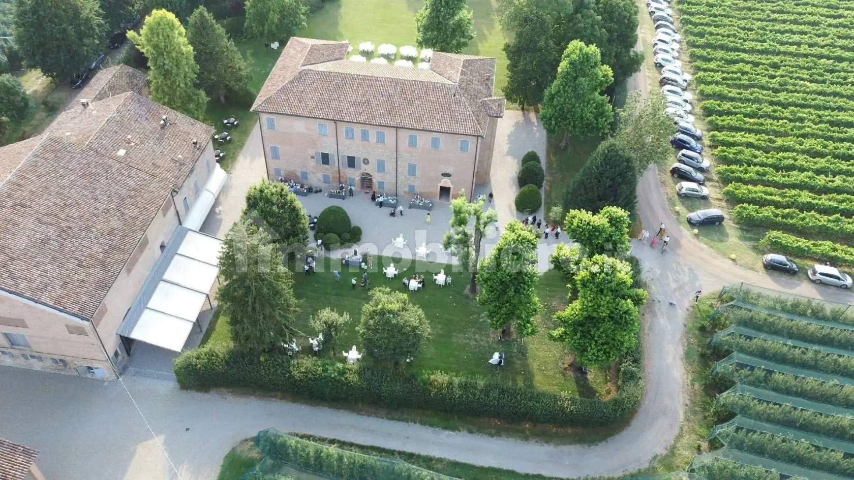 Casale, ottimo stato, 1900 m², Casalgrande - foto 4