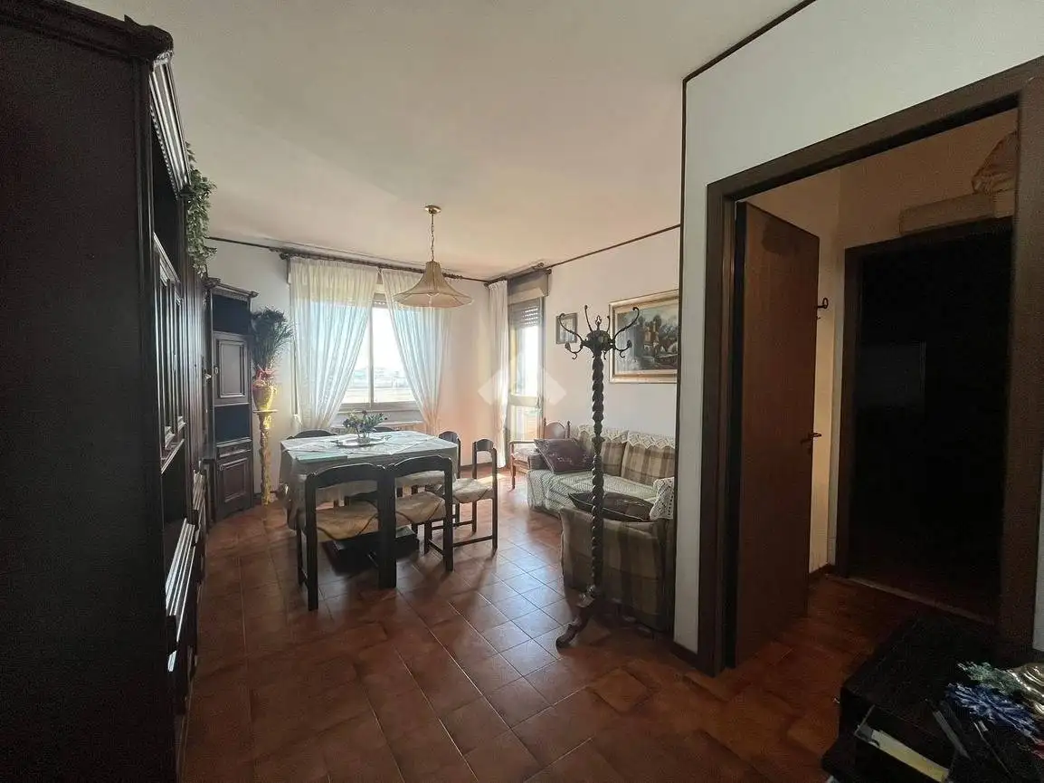 Quadrilocale via Felice Chio 38, Centro, Crescentino - foto 5