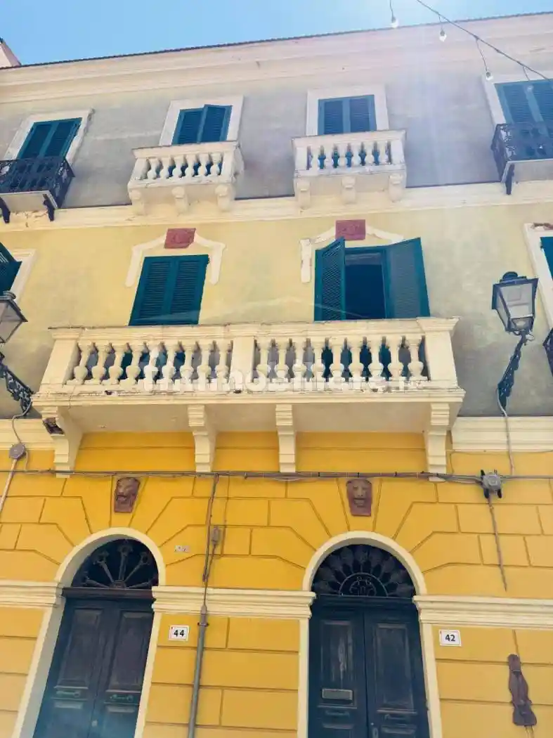 Palazzo - Edificio in vendita a Iglesias