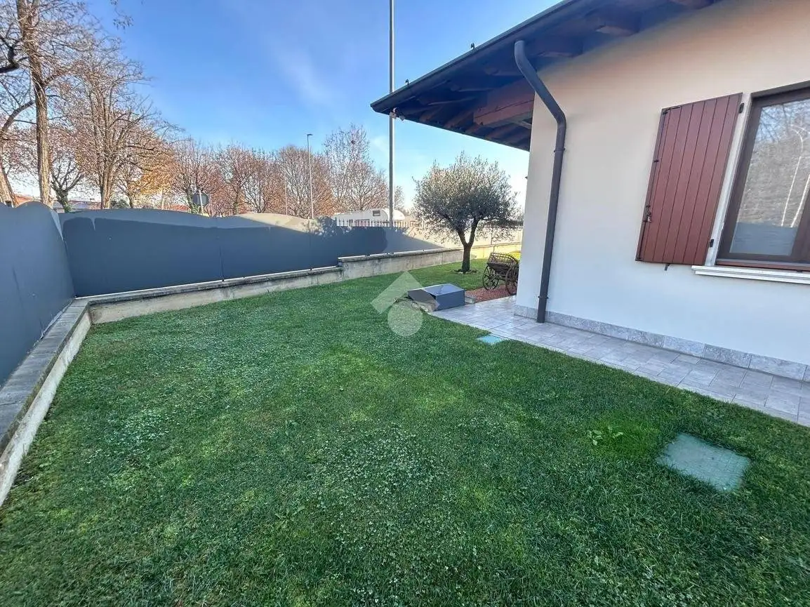 Villa a schiera via Ammiraglio Bergamini, Centro, Castel Mella - foto 5