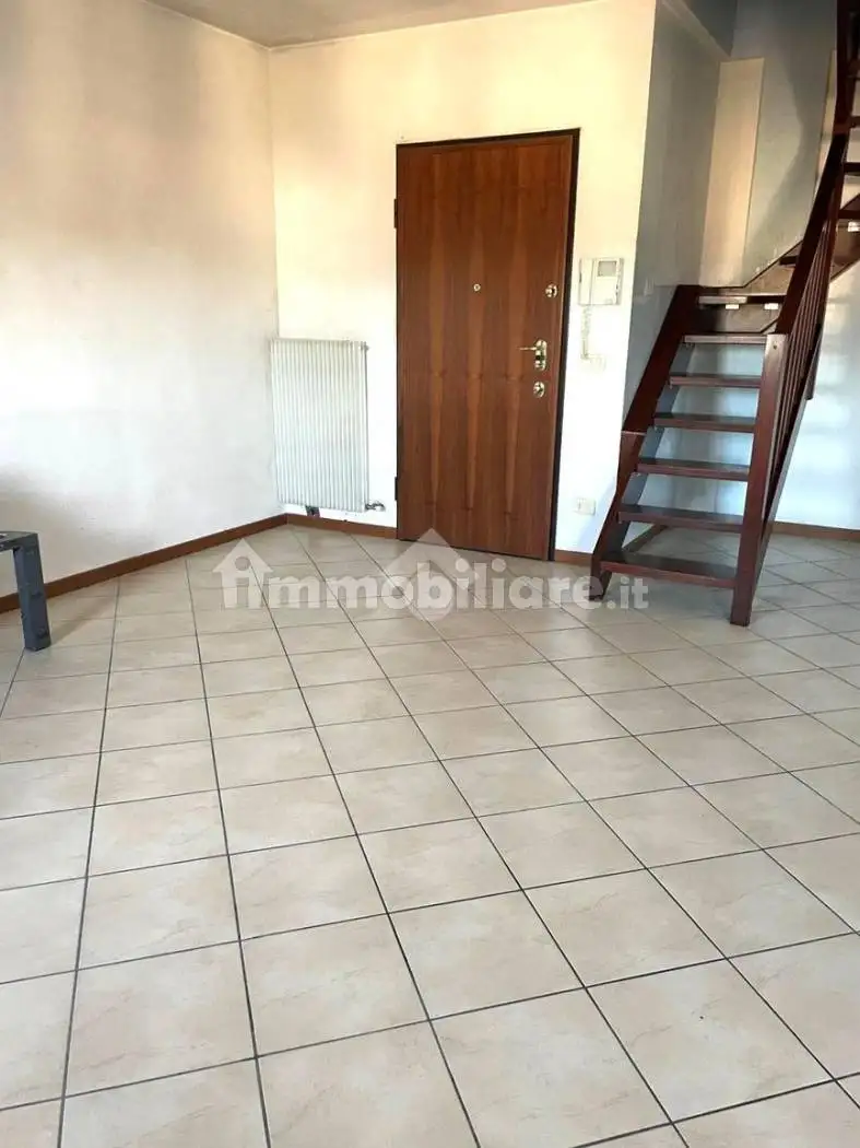 Appartamento in vendita a Paese