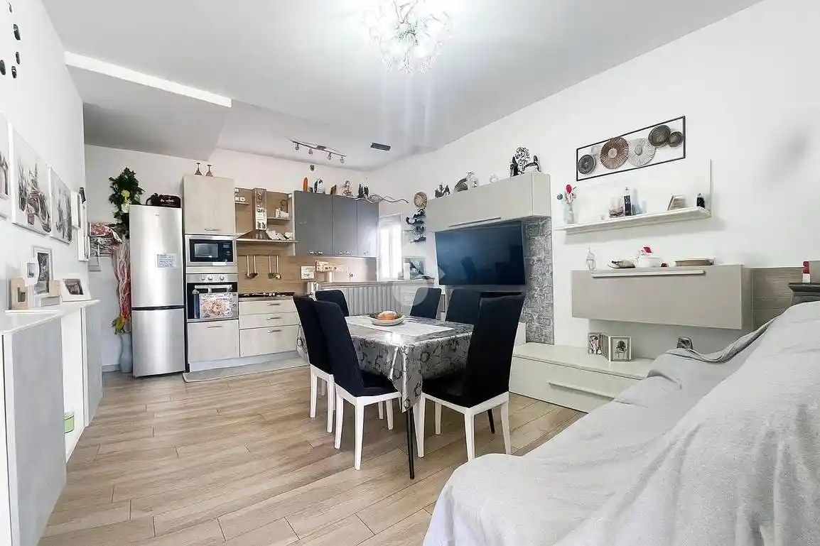 Quadrilocale via Alessandro Manzoni 99, Centro Storico, Foggia - foto 5