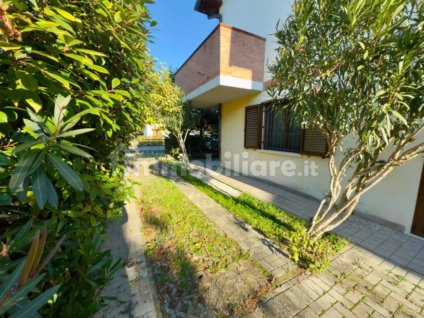 Villa plurifamiliare via Luigi Galvani 13, Centro, Molinella - foto 4