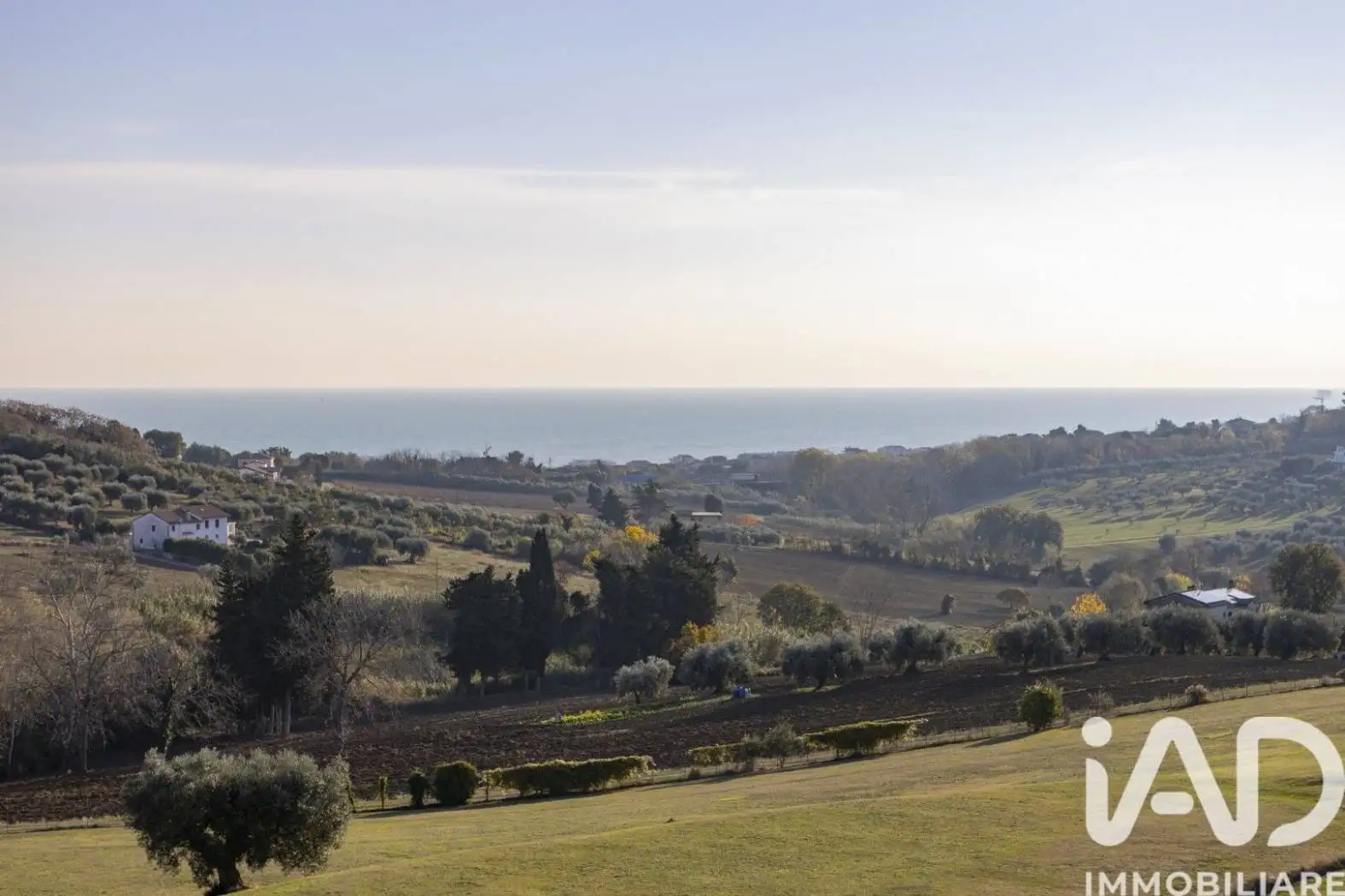 Villa in vendita a Civitanova Marche