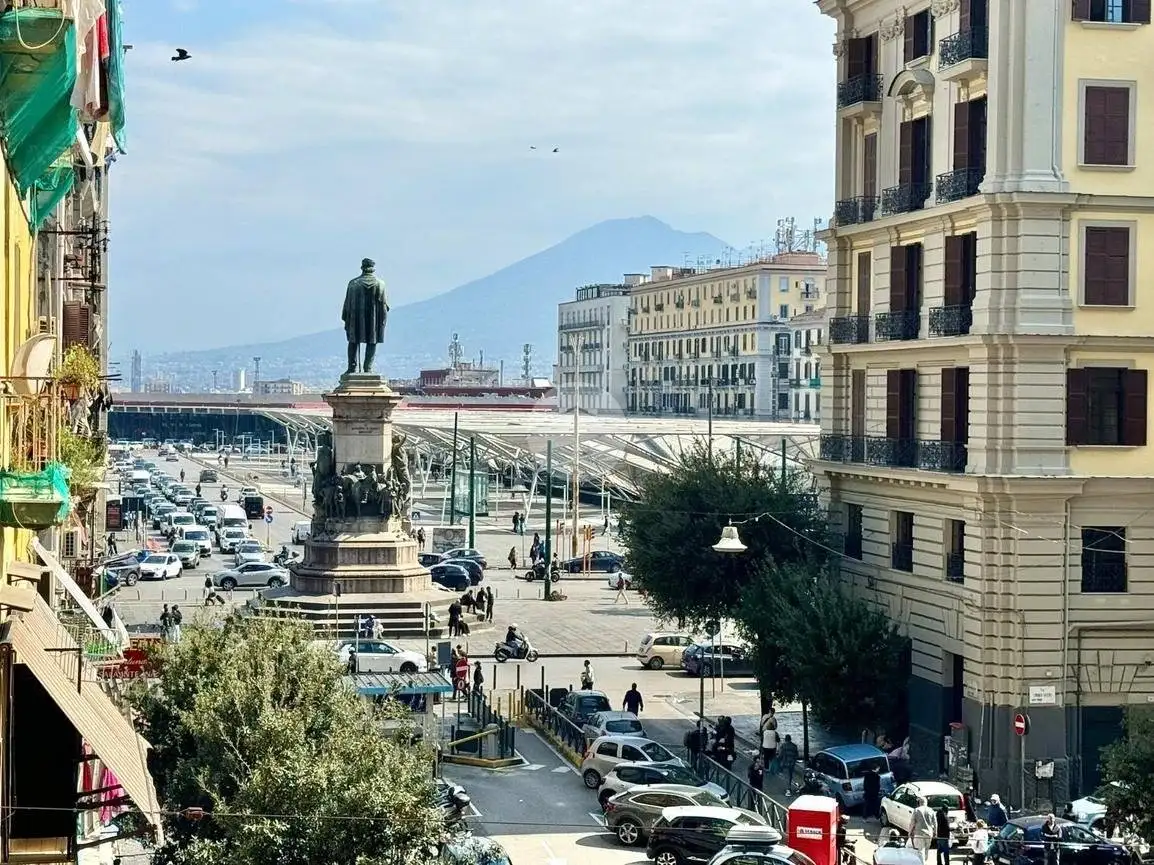 Appartamento in vendita a Napoli