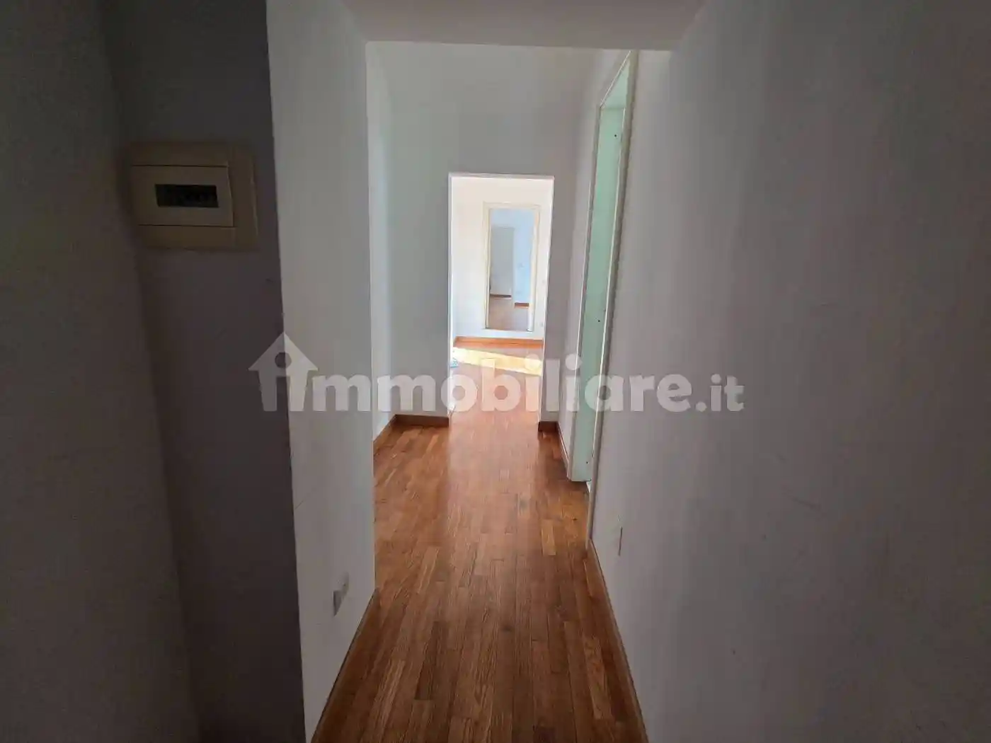 Trilocale via Giacomo Piscicelli 21, Chiaia, Napoli - foto 5