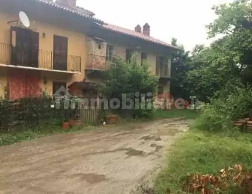 Casa indipendente in asta a Albugnano