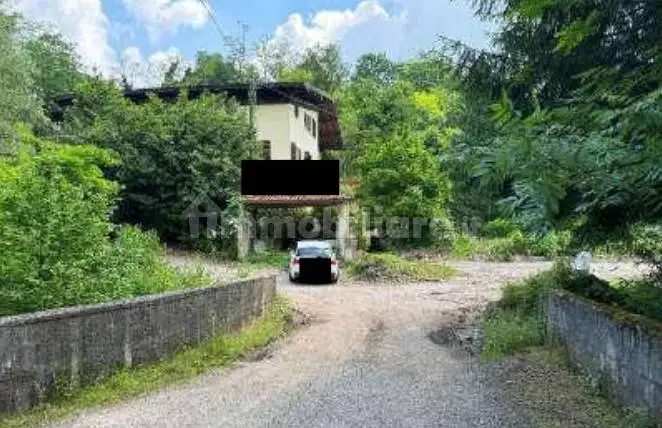 Palazzo - Stabile in asta a Lumezzane