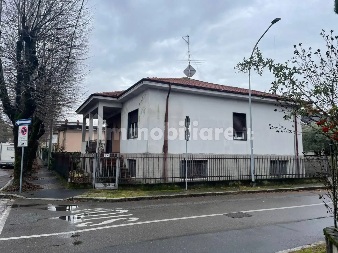 Villa in vendita a Rescaldina