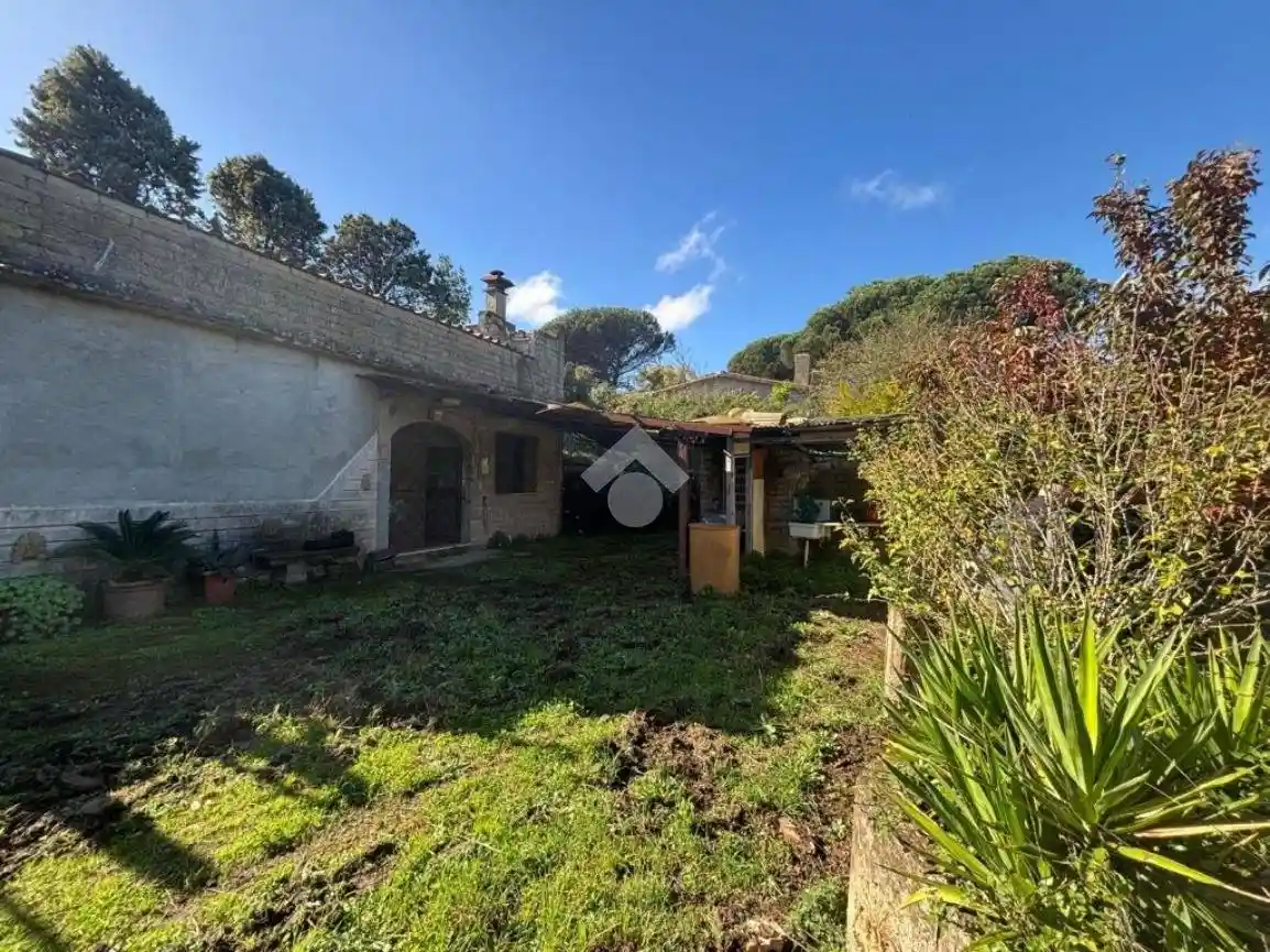 Terratetto unifamiliare via Monte Cucco 27, Centro, Castelnuovo di Porto - foto 3