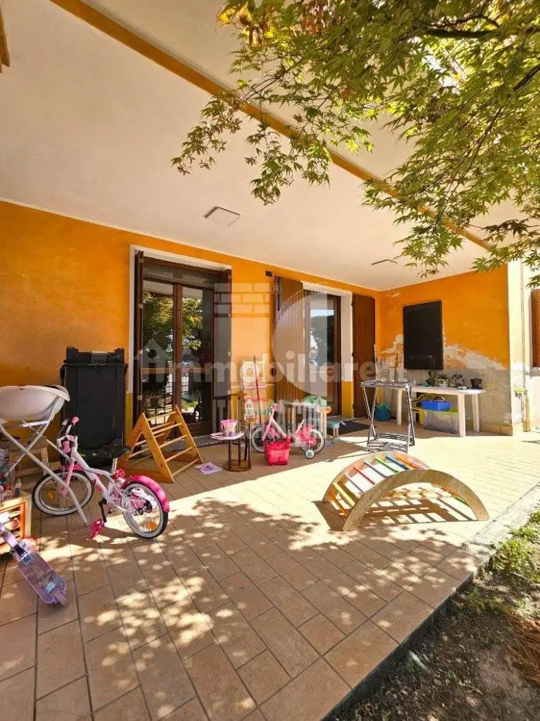 Trilocale via Tommaso Beraudi 19, Montanara, Curtatone - foto 5