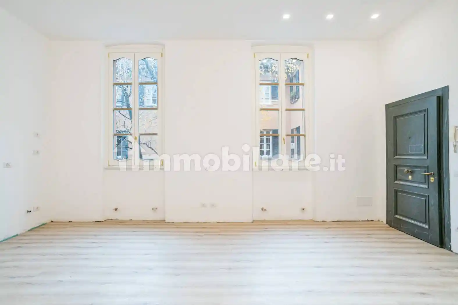 Trilocale via Alessandro Volta 3, Centro Storico, Como - foto 3