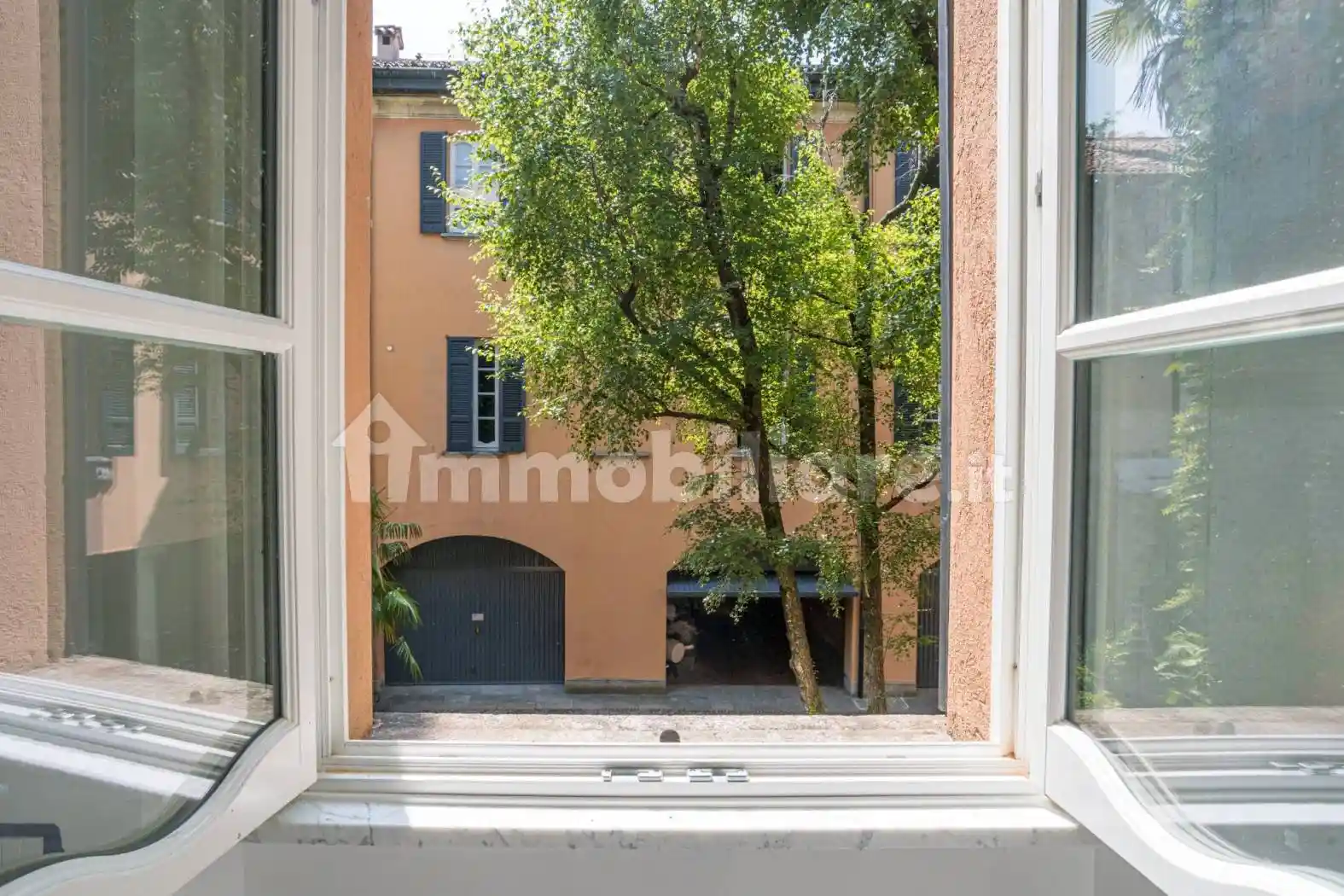 Trilocale via Alessandro Volta 3, Centro Storico, Como - foto 4