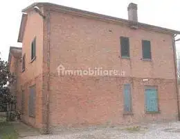 Appartamento in asta a Jolanda di Savoia