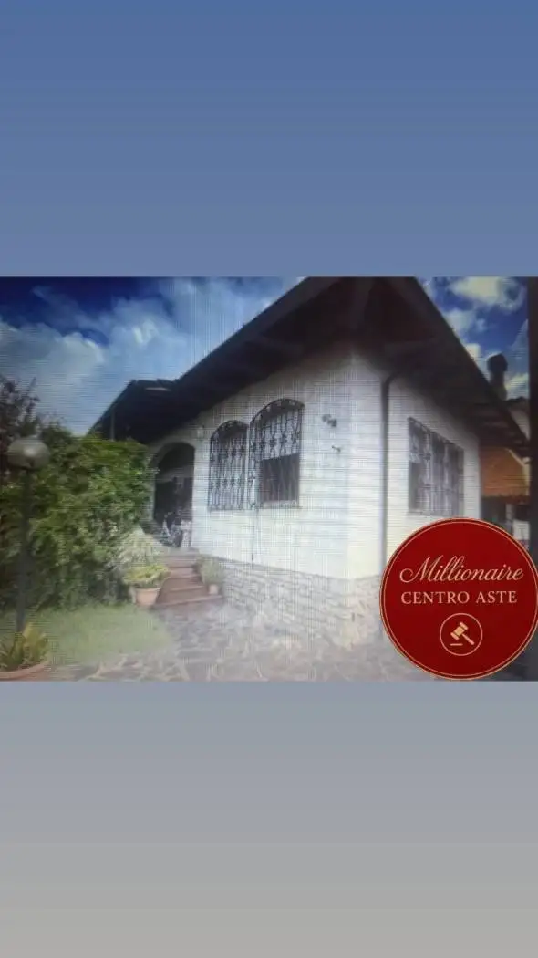 Villa in asta a Viareggio