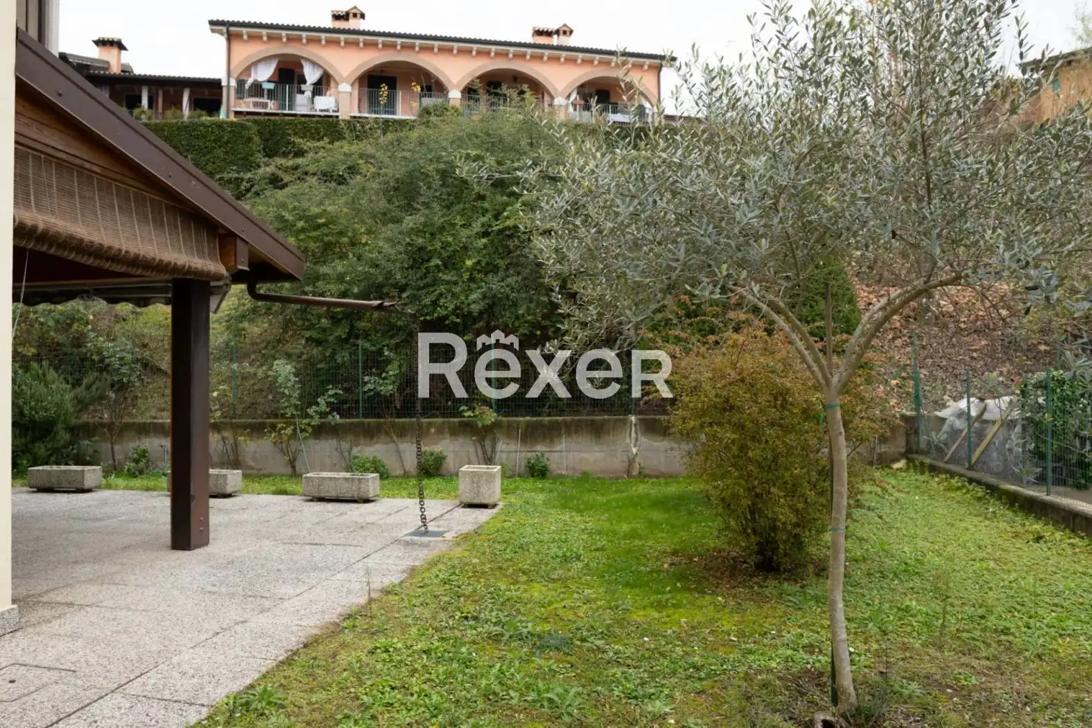 Villa in vendita a Valeggio sul Mincio