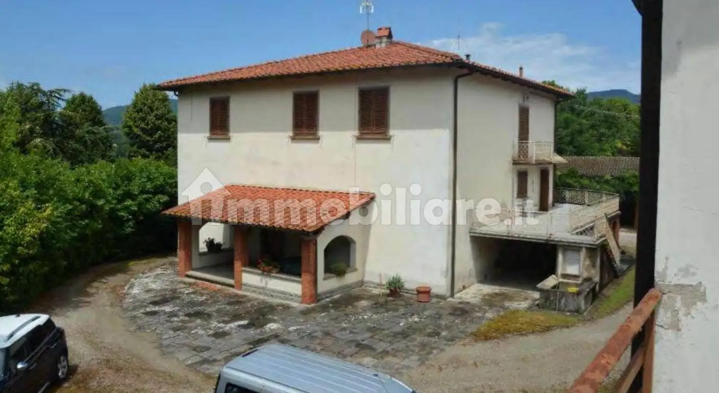 Casa indipendente in asta a Scarperia e San Piero