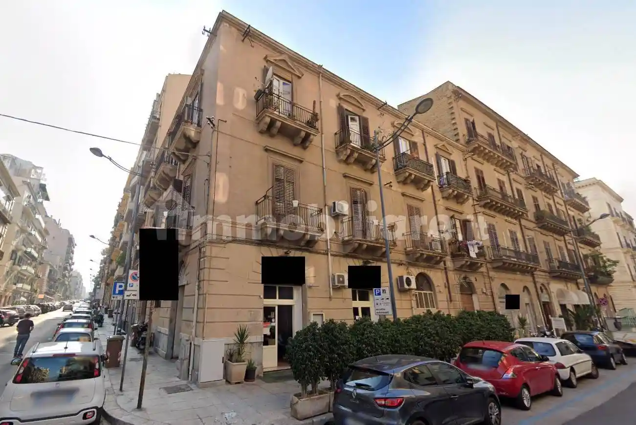 Appartamento all'asta via Mariano Stabile 37, Palermo - foto 4