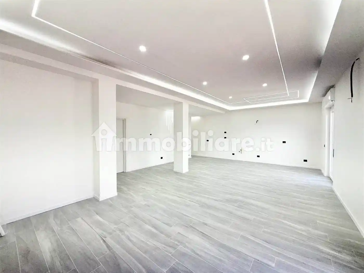 Quadrilocale via Regina Elena 119, Centro, Belpasso - foto 4