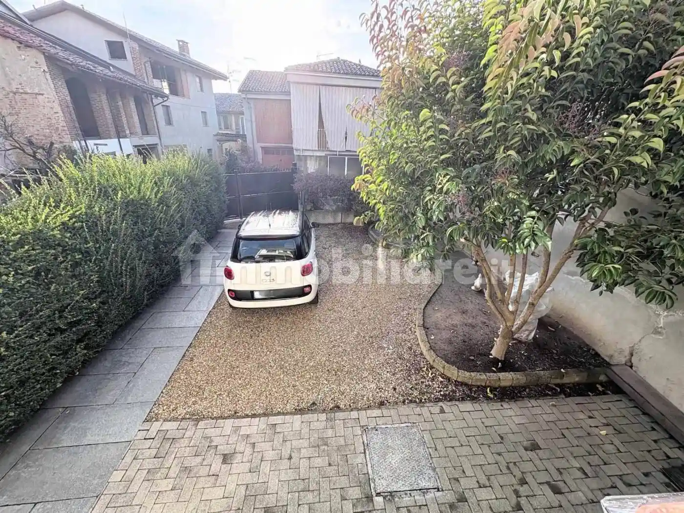 Terratetto unifamiliare via Vittorio Emanuele  20, Centro, Castelnuovo Don Bosco - foto 3