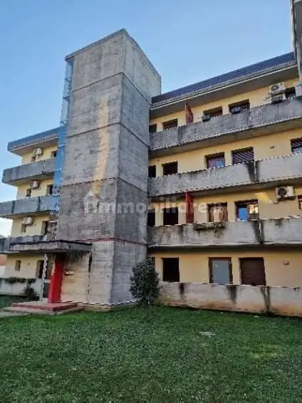 Quadrilocale via Lago di Carezza, 11, Centro, Altavilla Vicentina - foto 2