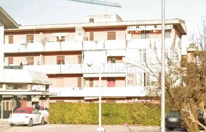 Quadrilocale via Lago di Carezza, 11, Centro, Altavilla Vicentina - foto 5