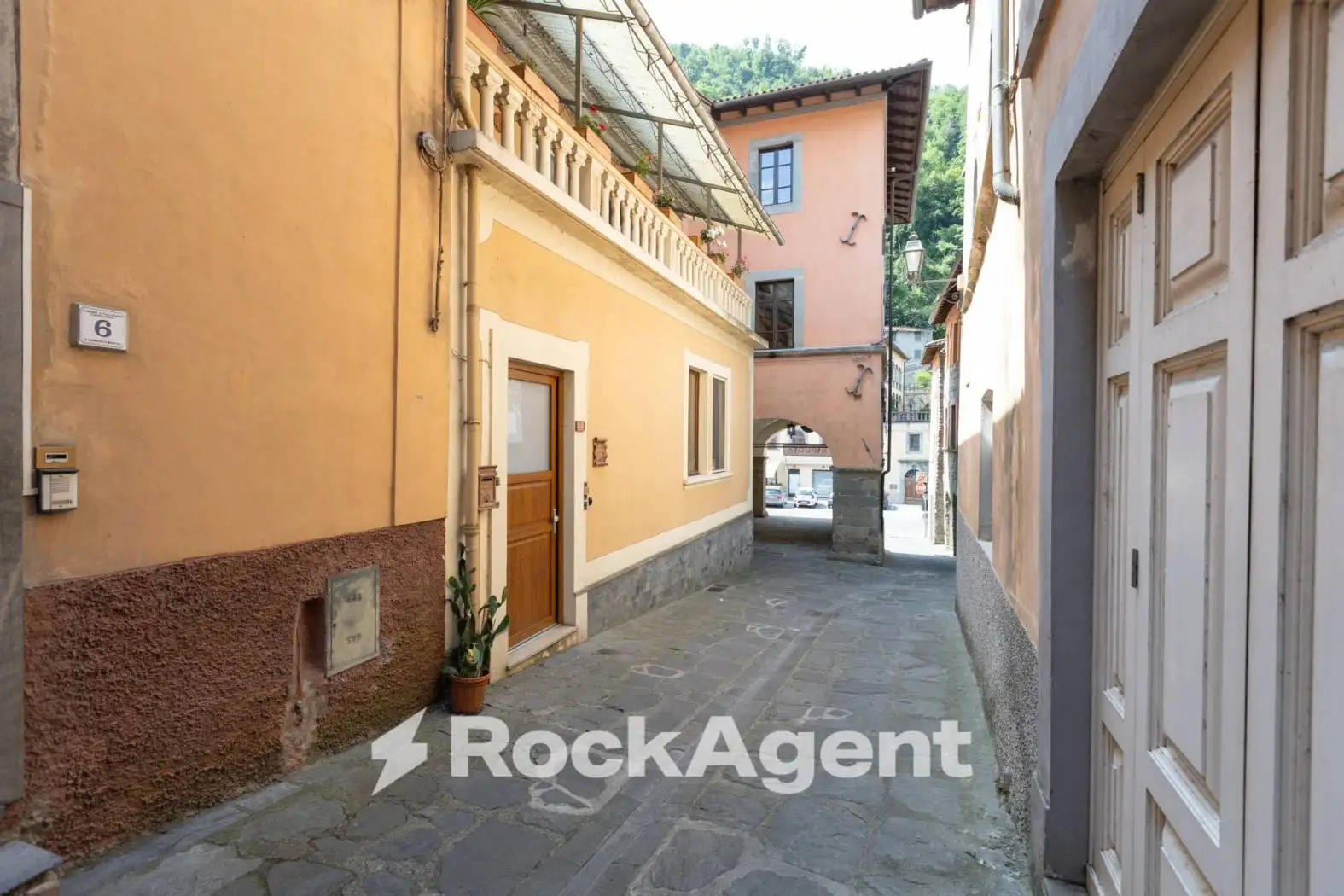Casa indipendente in vendita a Gallicano
