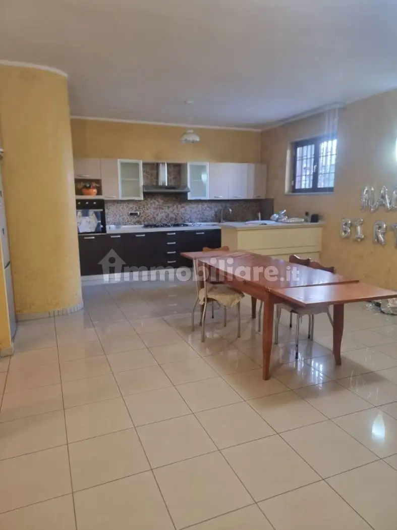 Appartamento in affitto a Casoria