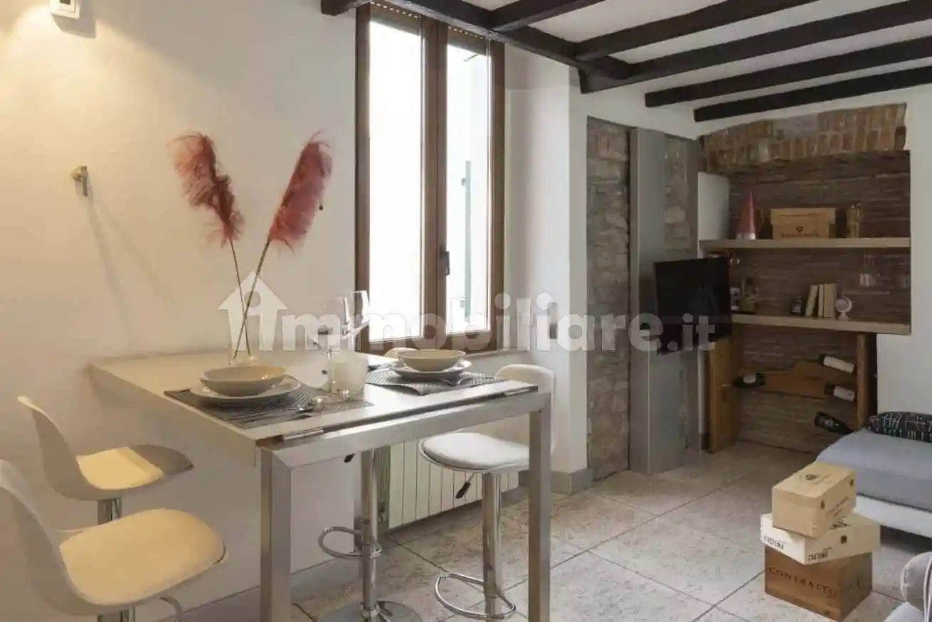 Bilocale via Armando Diaz, Centro Storico, Como - foto 3