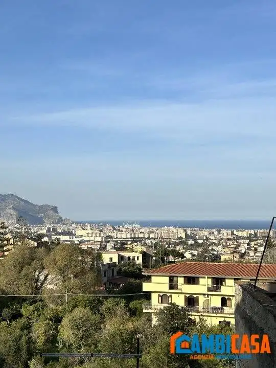 Appartamento in vendita a Palermo