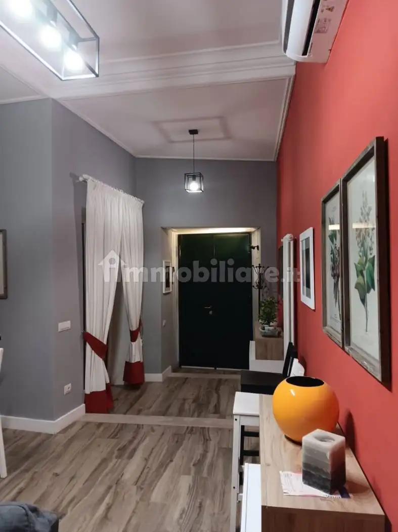 Appartamento in affitto a Napoli