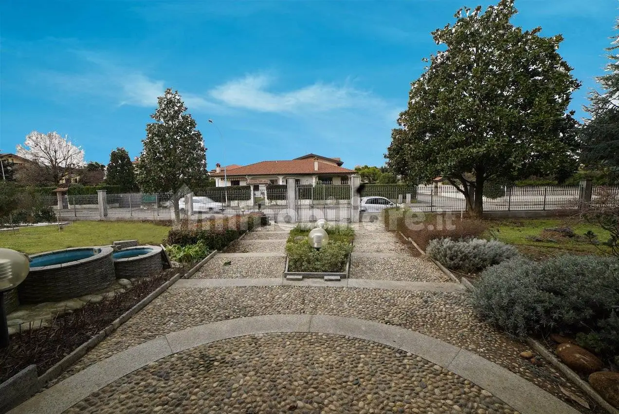 Villa unifamiliare via Antonio Gramsci 2, Busnago - foto 2