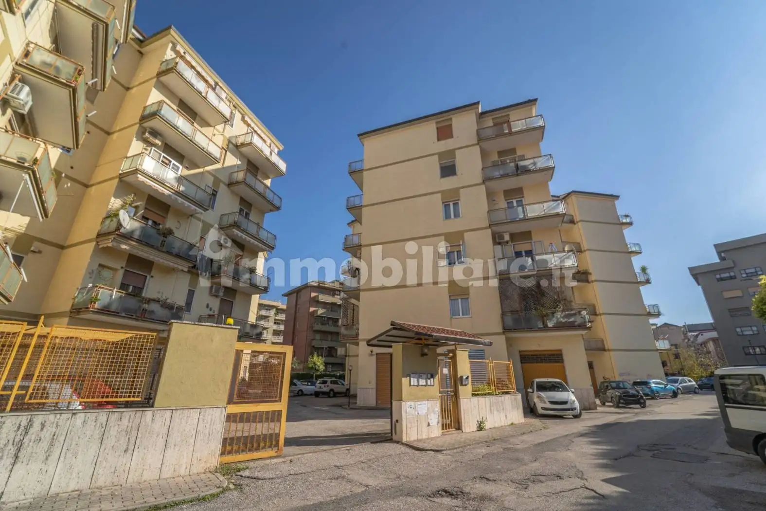 Quadrilocale via Caserta 16, Centro, Battipaglia - foto 3