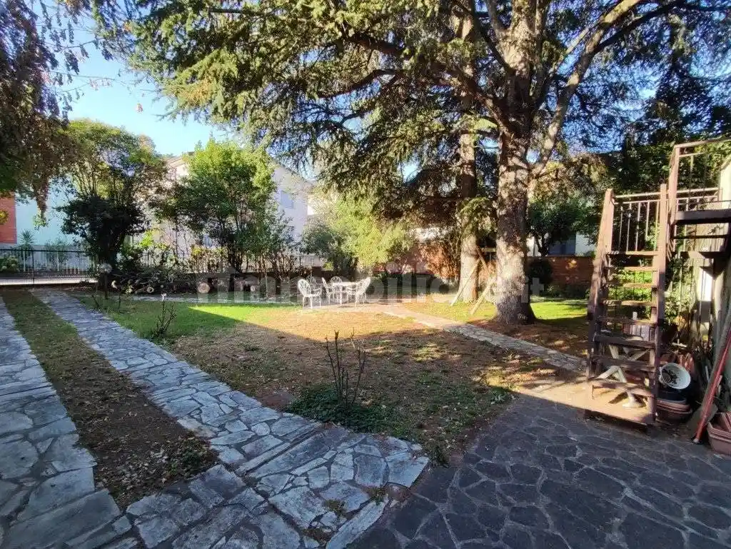 Villa unifamiliare viale Carlo Pisacane, Centro Storico, Imola - foto 3