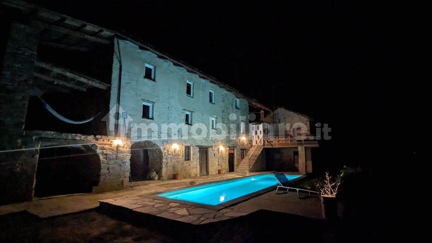 Rustico - Casale in vendita a Castino