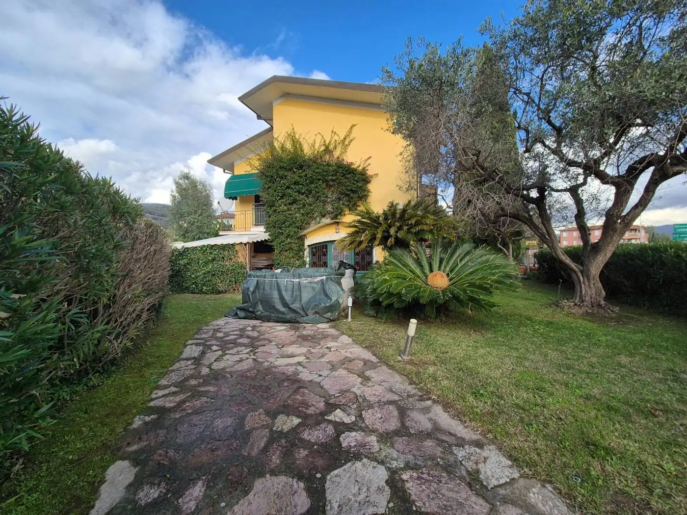 Villa in vendita a Ameglia
