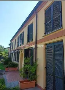 Appartamento in asta a Varano Borghi