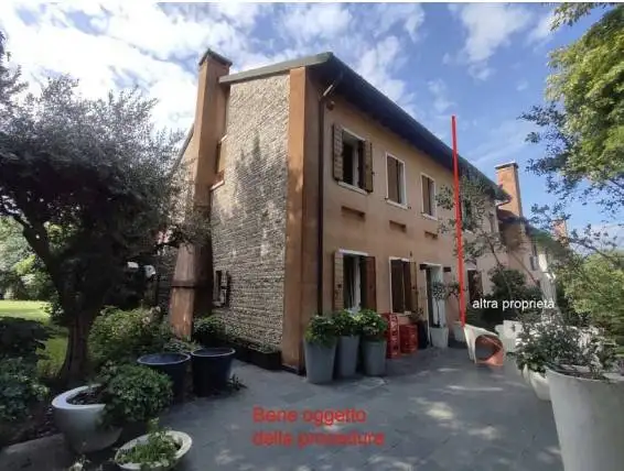 Casa indipendente in asta a Villorba