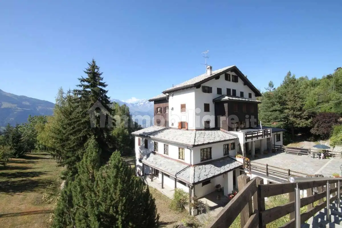 Appartamento in vendita a Charvensod