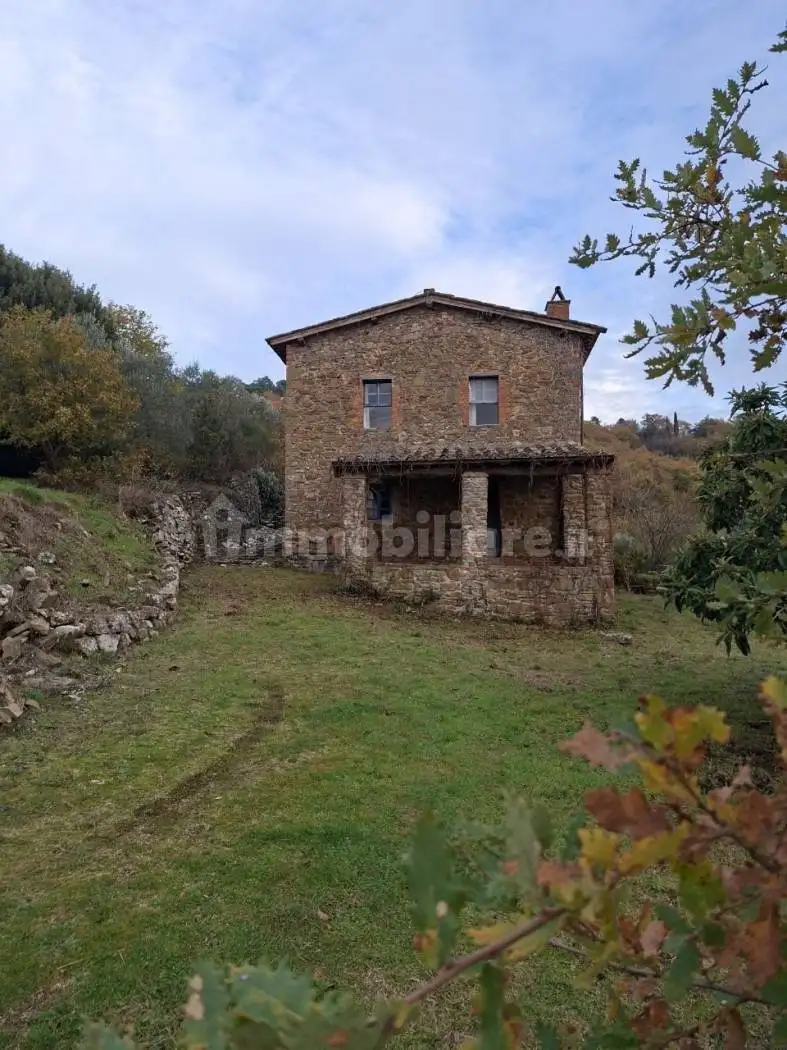 Terratetto unifamiliare 300 m², ottimo stato, Centro, Bucine - foto 2