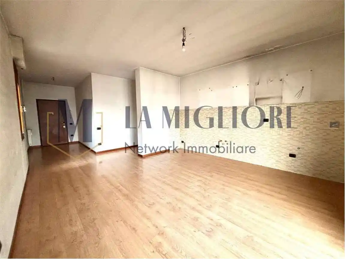 Trilocale via del castagno , 30, Zarini - Valentini, Prato - foto 4