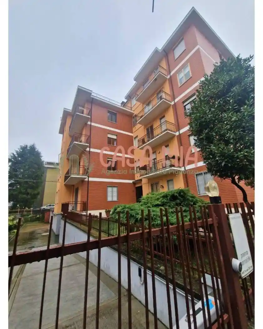 Trilocale via Fulgonio, Stadio, Piacenza - foto 2