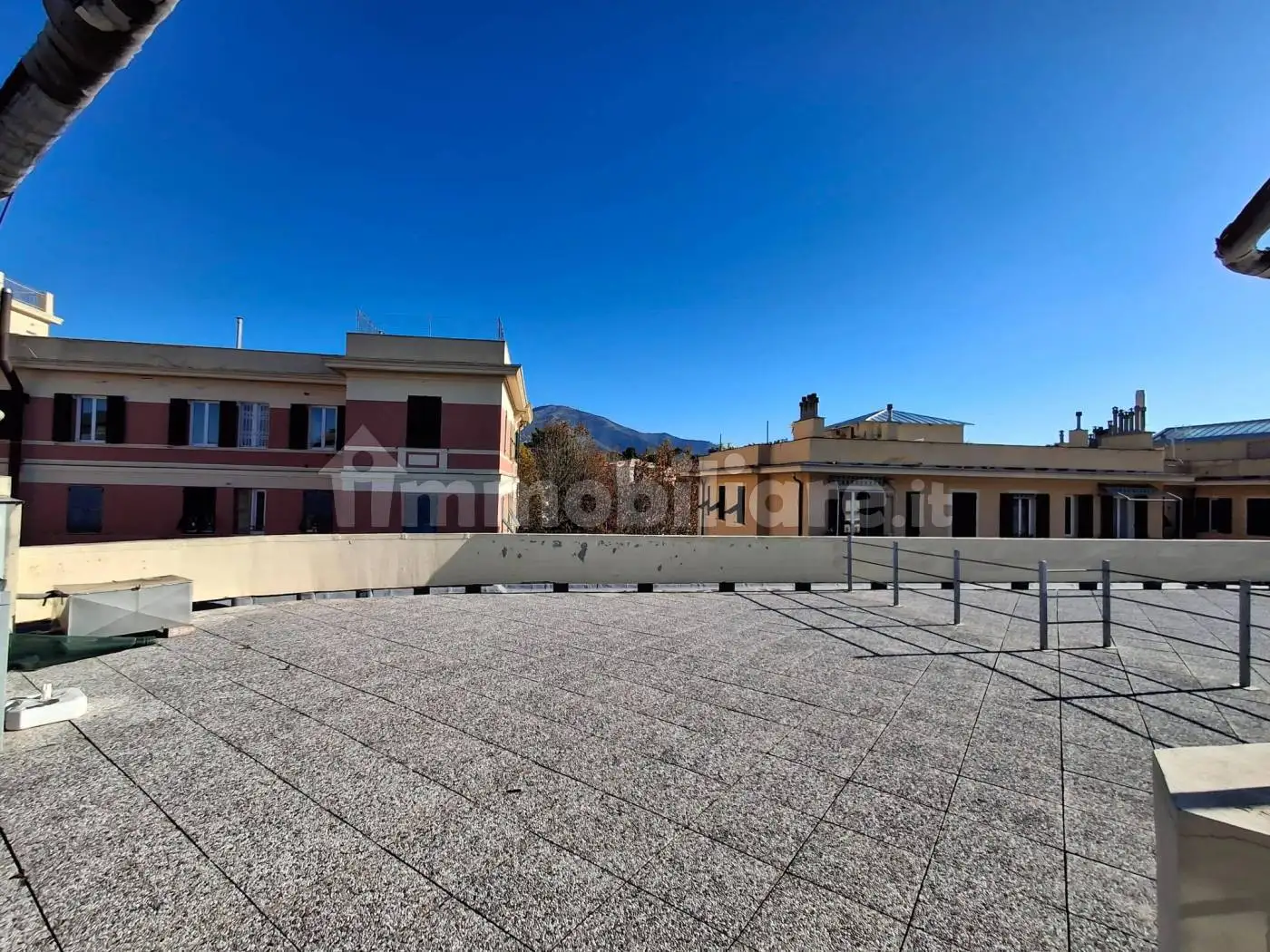 Appartamento in affitto a Genova