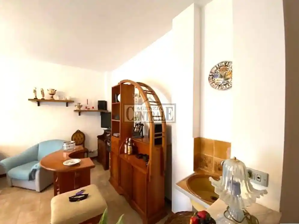 Monolocale buono stato, secondo piano, Solaro, Sanremo - foto 4